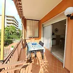 Eleganza In Centro Paese Con Terrazza E Giardino Apartament