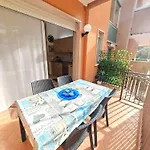Eleganza In Centro Paese Con Terrazza E Giardino *